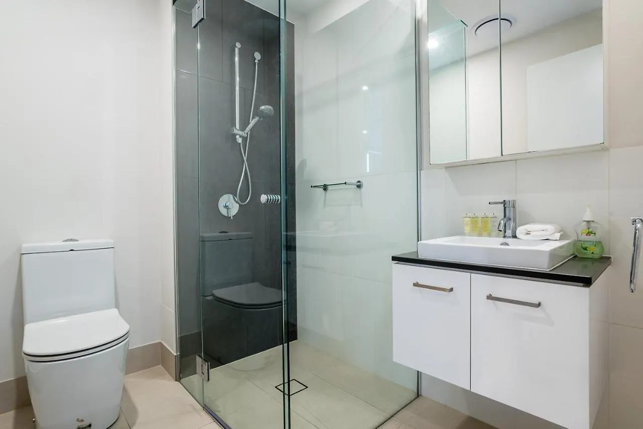 Comfort Two Bedroom Apartment With Free Parking In Valley Brisbane 0*,