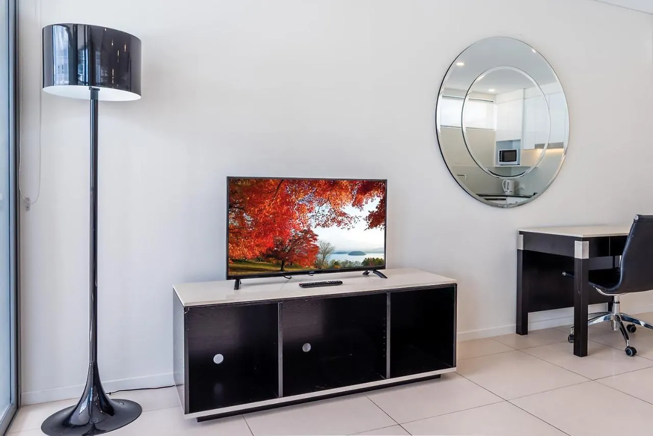 Comfort Two Bedroom Apartment With Free Parking In Valley Brisbane